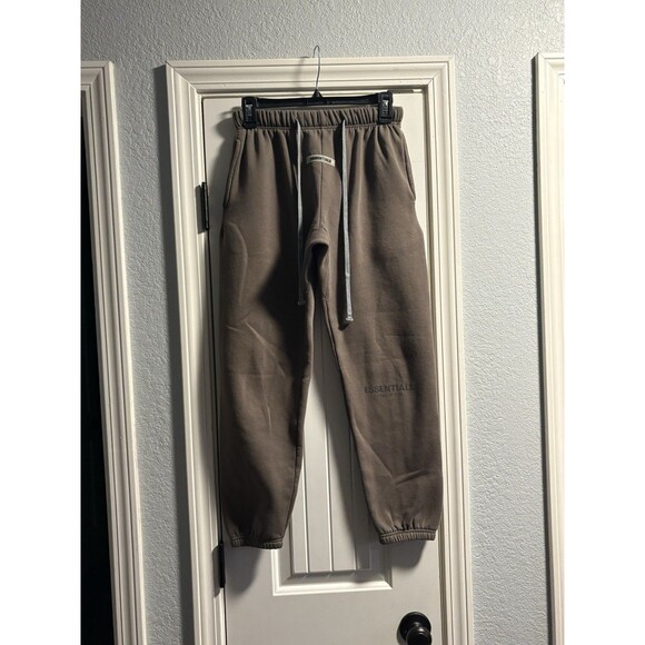 Essentials Fear Of God Sweatpants Joggers Men Size Small S Olive Tapered Elastic - Picture 1 of 6